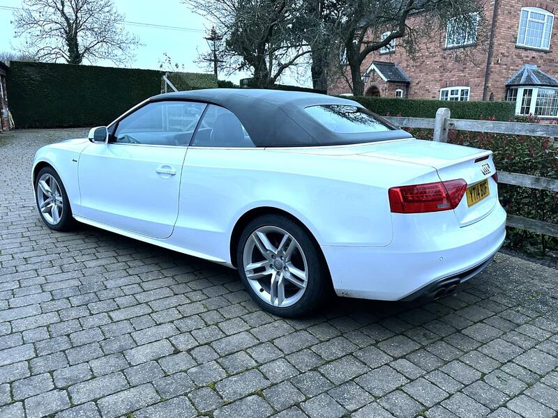 View AUDI A5 2.0 TDI S line 