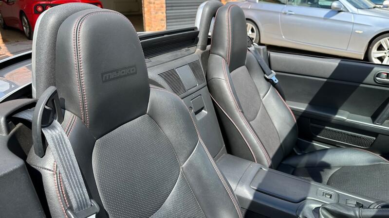 MAZDA MX-5