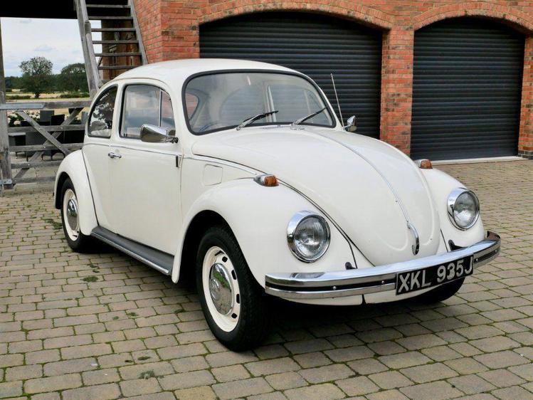 VOLKSWAGEN BEETLE