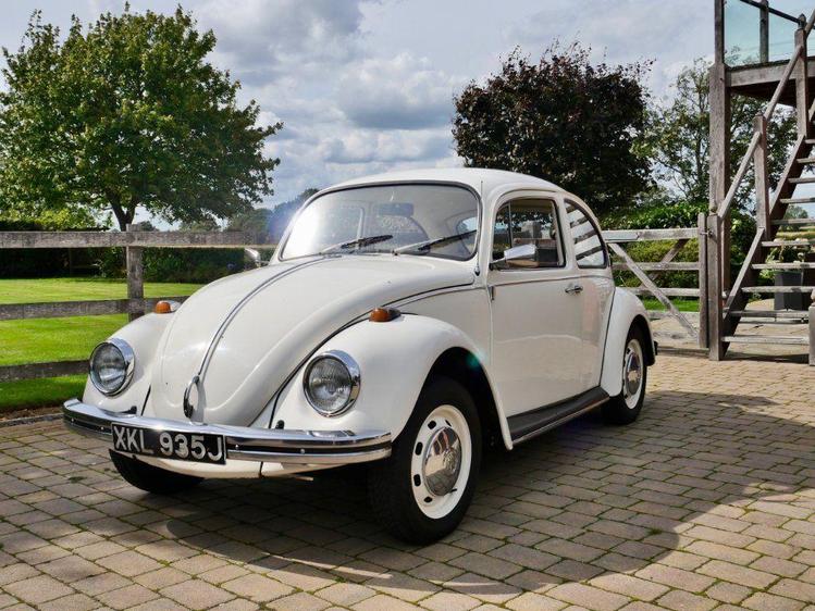 VOLKSWAGEN BEETLE