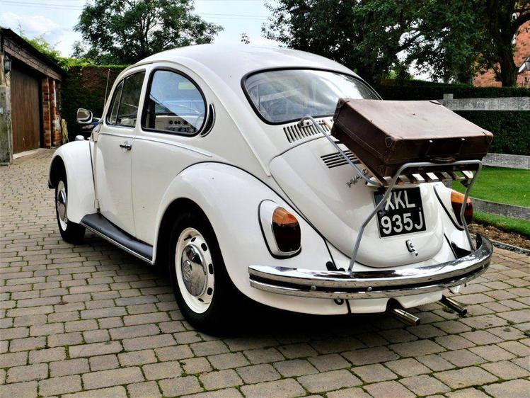 VOLKSWAGEN BEETLE