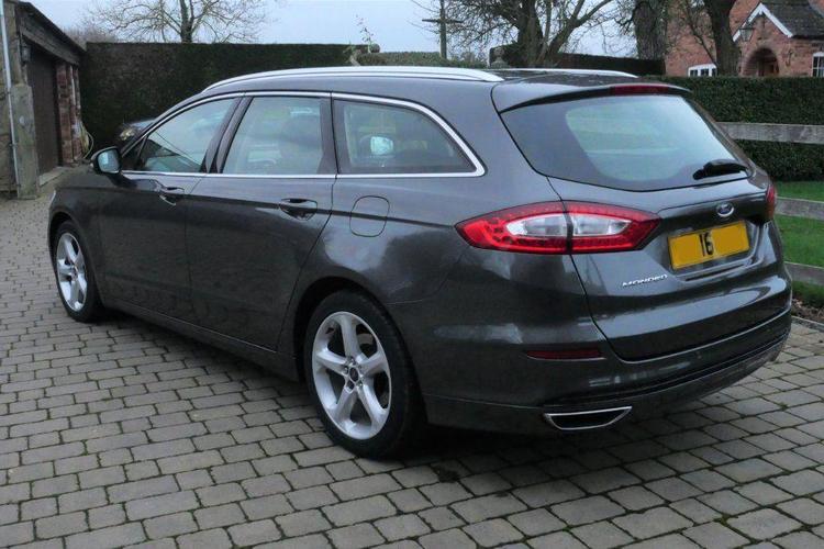 FORD MONDEO